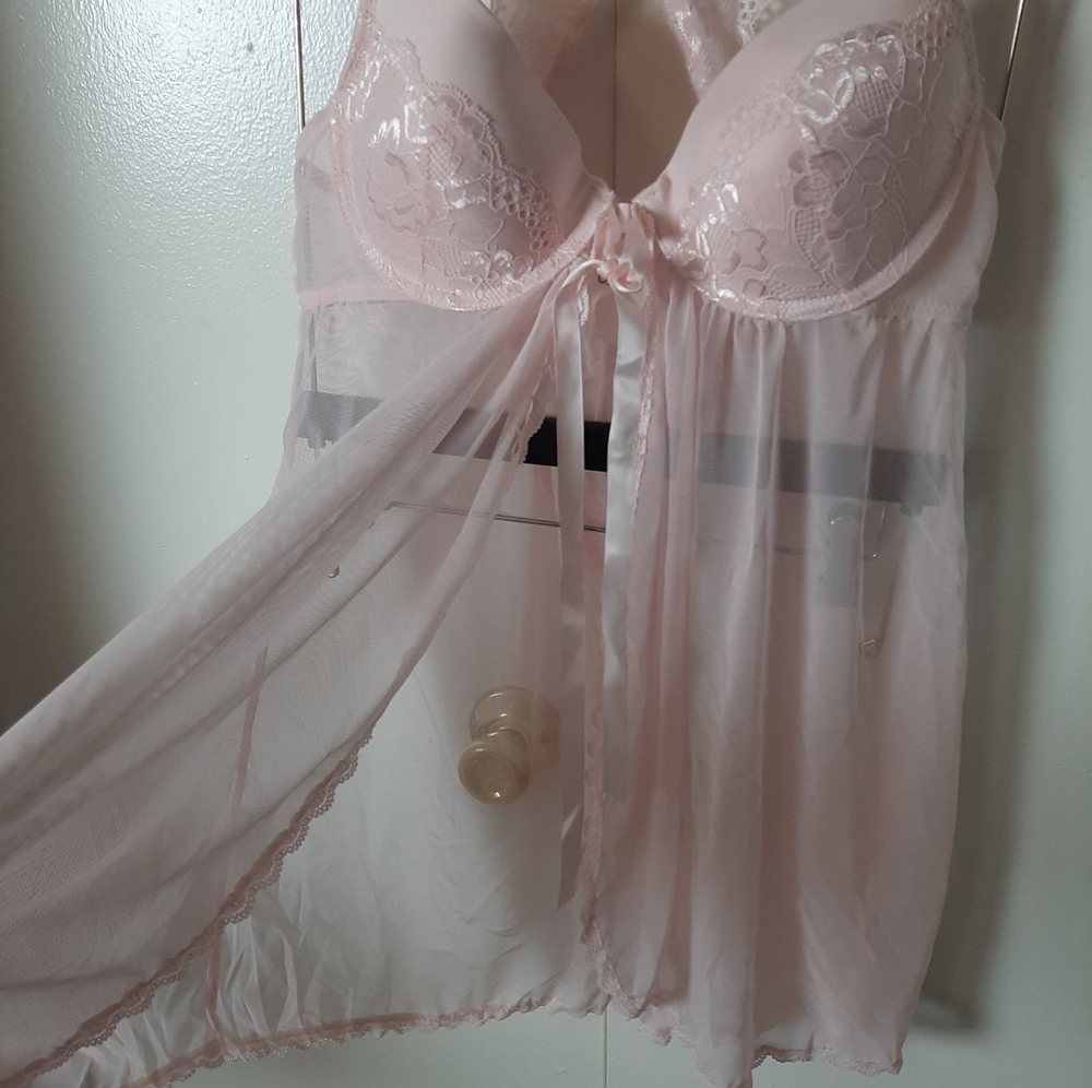 Jessica Simpson lingerie  L